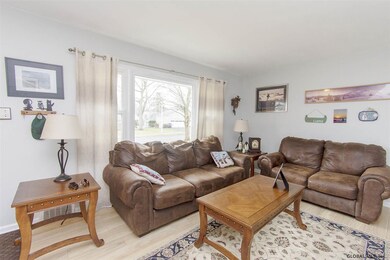 38 Croswell St, Albany, NY 12206 - photo 5