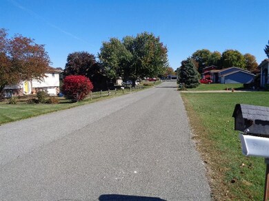 312 Concanneau Dr, La Porte, IN 46350 - photo 2