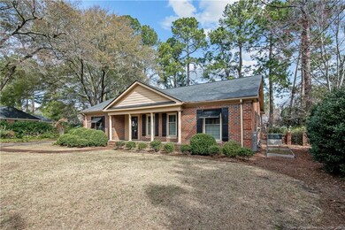 2710 Mirror Lake Dr, Fayetteville, NC 28303 - photo 2