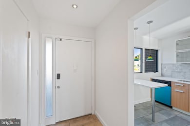 7 Twin Rivers Dr N, East Windsor, NJ 08520 - photo 3