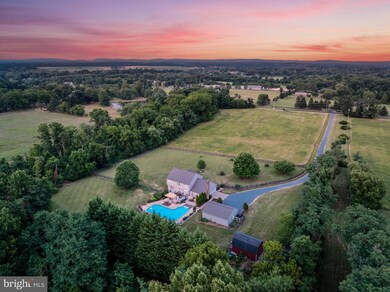 15705 Hillsboro Rd, Hillsboro, VA 20132 - photo 2