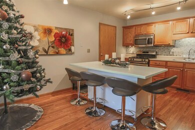 1437 Asbury Ln, Waterloo, IA 50701 - photo 4