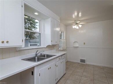 18307 Mapleboro Ave, Maple Heights, OH 44137 - photo 7