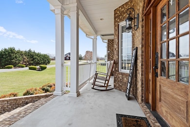 102 Highpoint Blvd, Tullahoma, TN 37388 - photo 3