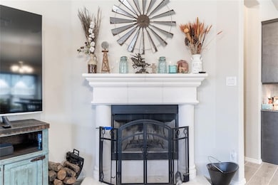 1020 Deer Valley Dr, Weatherford, TX 76087 - photo 2