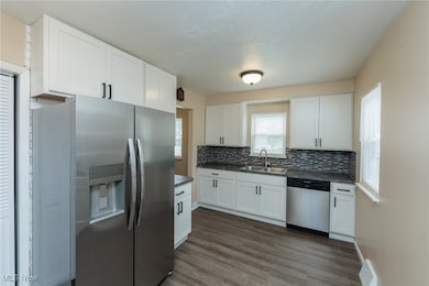 755 E 266th St, Euclid, OH 44132 - photo 6