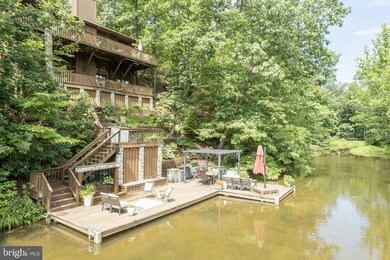 1233 Lakeview Dr, Cross Junction, VA 22625 - photo 3