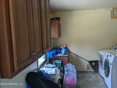 3711 Eve Dr W, Jacksonville, FL 32246 - photo 6