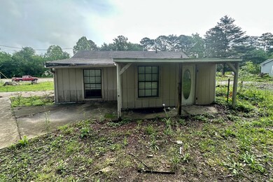 1019 NW Northwest Ave, McComb, MS 39648 - photo 4