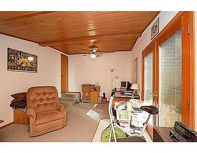 Bedroom. 3rd nonconforming bedroom, 2nd family roo