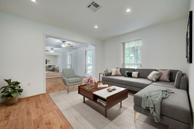 1042 Lehman St, Houston, TX 77018 - photo 4