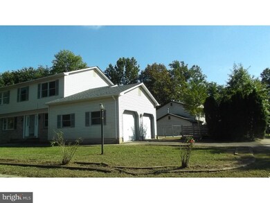 22 Hixon Dr, Burlington, NJ 08016 - photo 2