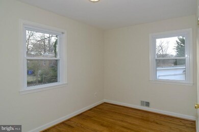 2422 Eccleston St, Silver Spring, MD 20902 - photo 2