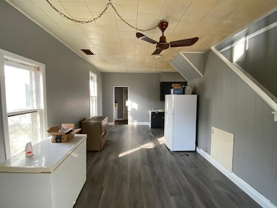 102 W Main St, Glenville, MN 56036 - photo 3