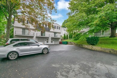 176 3rd St unit 2, Lowell, MA 01850 - photo 2