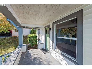 543 S 12th St, Coos Bay, OR 97420 - photo 5