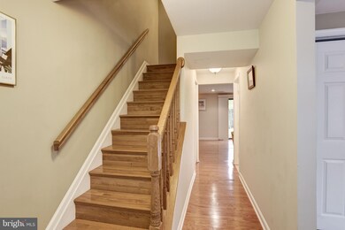 6552 Pennacook Ct, Columbia, MD 21045 - photo 2