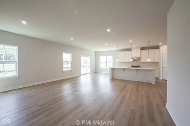 581 Roosevelt St, Fortville, IN 46040 - photo 6