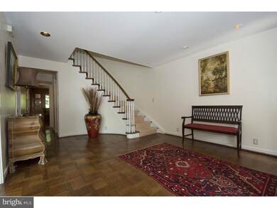 1052 Broadmoor Rd unit 88, Bryn Mawr, PA 19010 - photo 4