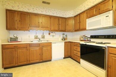 18030 Par Three Dr, Hagerstown, MD 21740 - photo 3