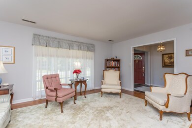 313 Stonewall Dr, Waynesboro, VA 22980 - photo 5