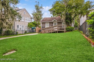 2911 Oak St, Jacksonville, FL 32205 - photo 3