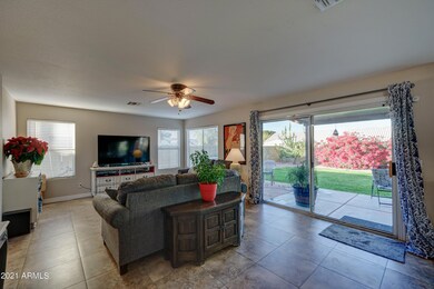 1418 E Bruce Ave-6