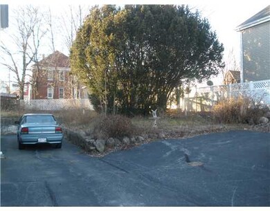 18 Stella St, Providence, RI 02909 - photo 3