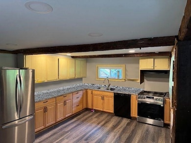 Large Kitchen Area