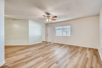 5-449615005-07 Living Room