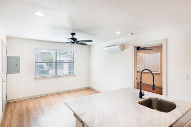 5609 Ross Ave unit E, Dallas, TX 75206 - photo 7