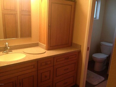 master bath 9th PL