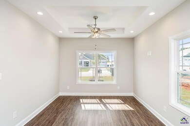 190 Red Tail Cir, Powersville, GA 31008 - photo 6