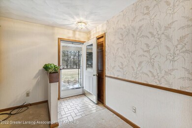 06-2729-W-Clark-Rd-Lansing-MI-48906-Wind