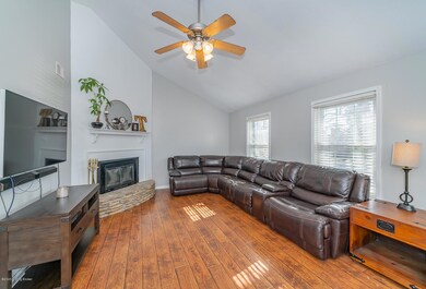 7503 Mcintosh Way, Louisville, KY 40228 - photo 5