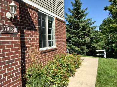 Brick and vinyl siding are timeless combo--and mai