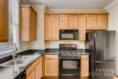 1305 Summit Greenway Ct unit 1C, Charlotte, NC 28208 - photo 5