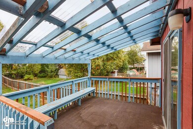 Back Deck MS_93841-SMALL