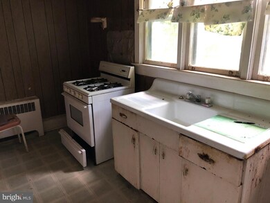 275 Franklinville Rd, Swedesboro, NJ 08085 - photo 4