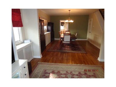 Dining Room. Much space if one enjoys entertaining