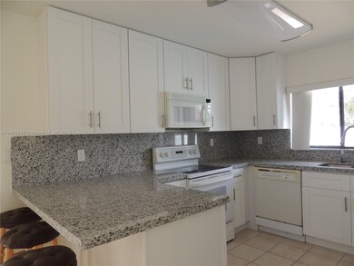 unlisted-address, Miami, FL 33193 - photo 4