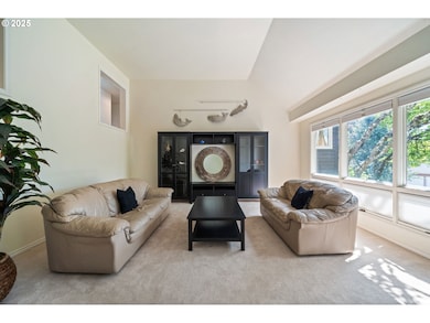 6827 SW Windemere Loop, Portland, OR 97225 - photo 6