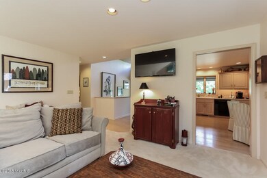 006-Living_Room-1912608-small