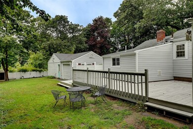 109 Rogers Ave, Barrington, RI 02806 - photo 7