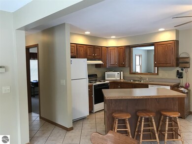 5259 E Michigan Ave, Au Gres, MI 48703 - photo 4