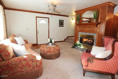 005_Living Room