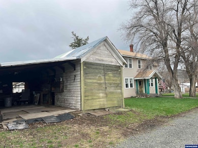 955 B St, Fossil, OR 97830 - photo 5