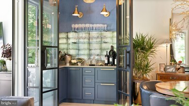 3741 Glenmoor Reserve Ln, Chevy Chase, MD 20815 - photo 6