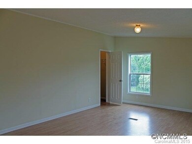 202 Lamonda Dr, Hendersonville, NC 28792 - photo 7