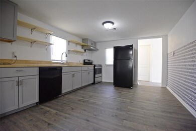 927 Baker St, Denison, TX 75020 - photo 7